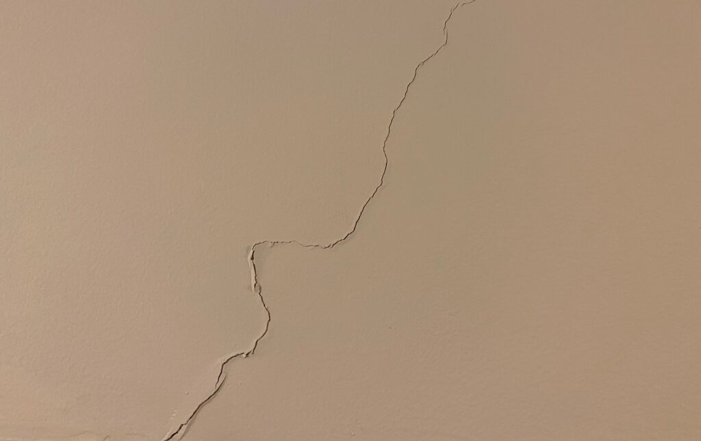 drywall seams cracking